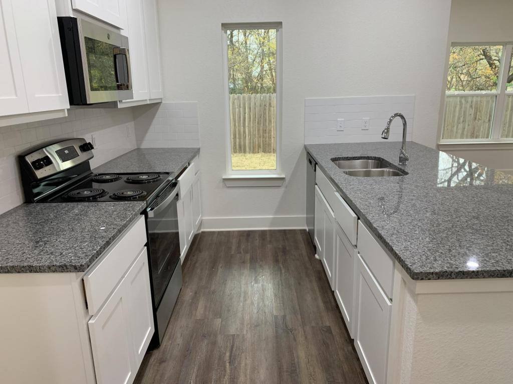 Townhouse for rent at 1858 Royal Loop, Belton, TX 76513