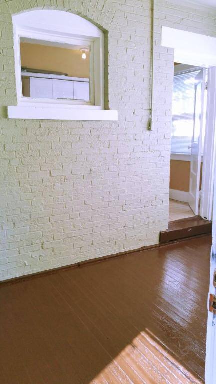 Apartment for rent at 350-1 2 E 20th Ave, Columbus, OH 43201