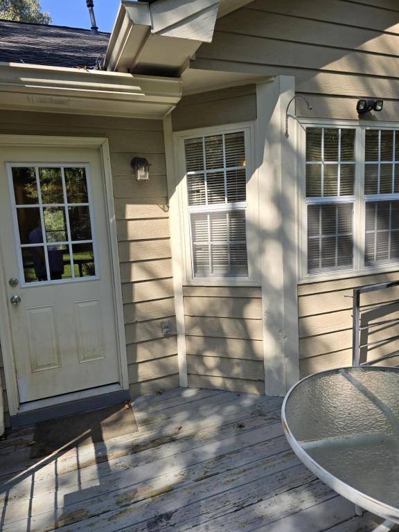 House for rent at 180 Pinewood Dr, Senoia, GA 30276