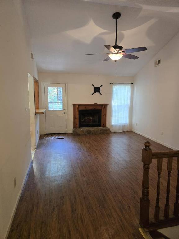 House for rent at 180 Pinewood Dr, Senoia, GA 30276