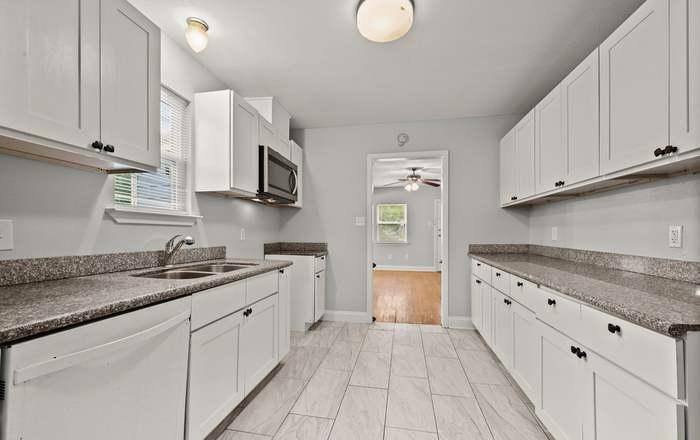 House for rent at 3335 Hollywood St, Baton Rouge, LA 70805