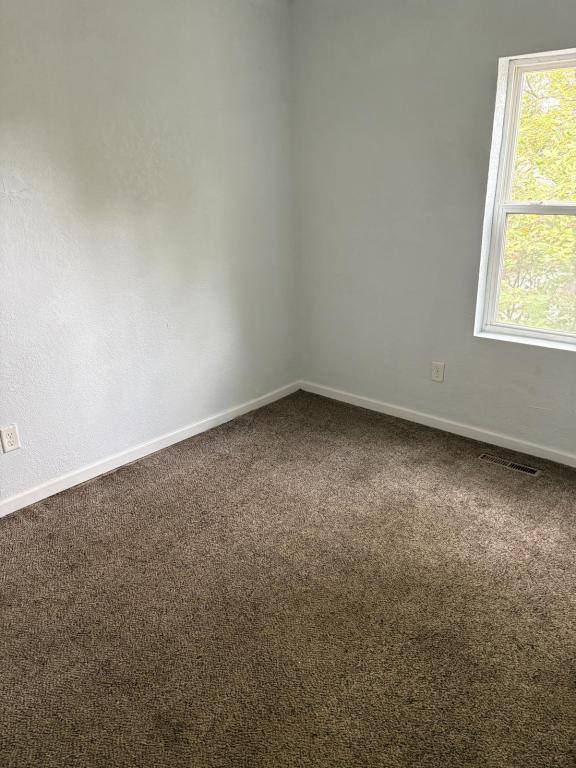 House for rent at 703 W 5th St, Muscatine, IA 52761
