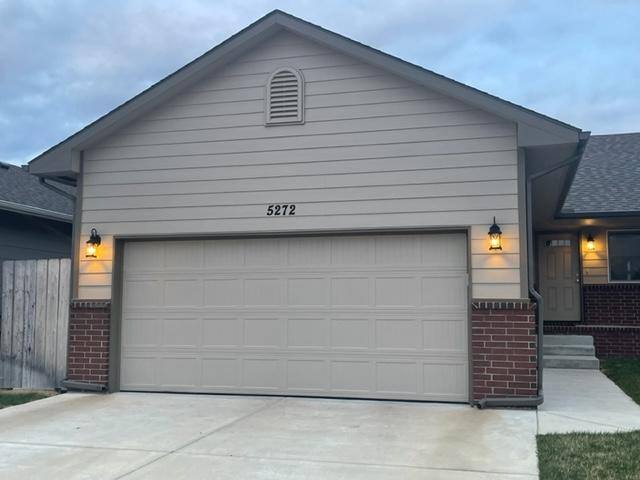Townhouse for rent at 5270 N Cypress Circle, Wichita, KS 67226