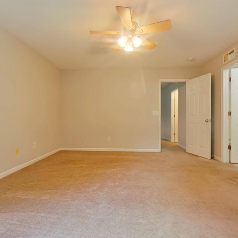 Condo for rent at 3926 Fountain Village Circle, High Point, NC 27265