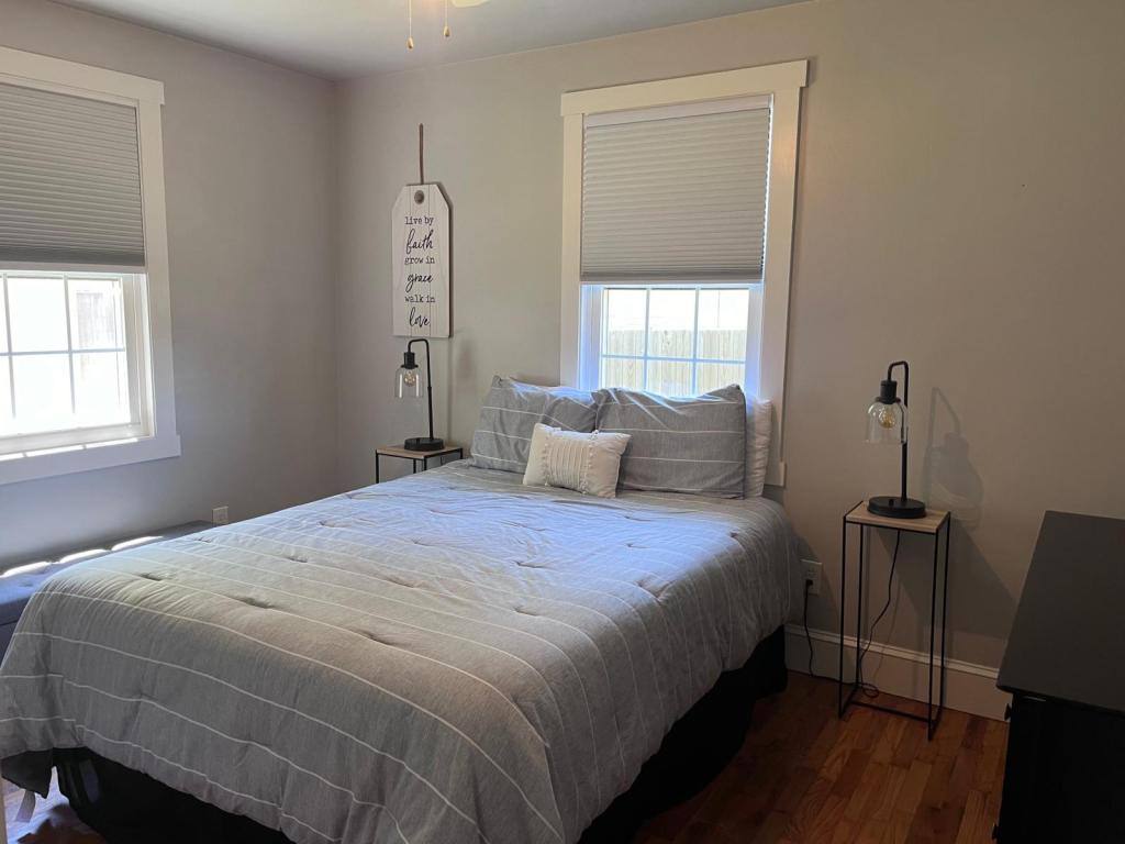 House for rent at 406 S B St, Easley, SC 29640