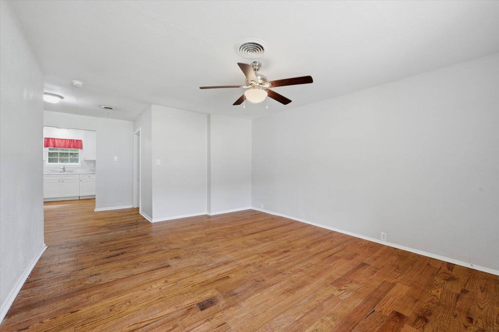 House for rent at 2521 Hickory St, Sherman, TX 75092