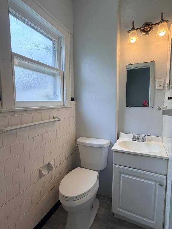 Apartment for rent at 101 W 8th St, Weslaco, TX 78596