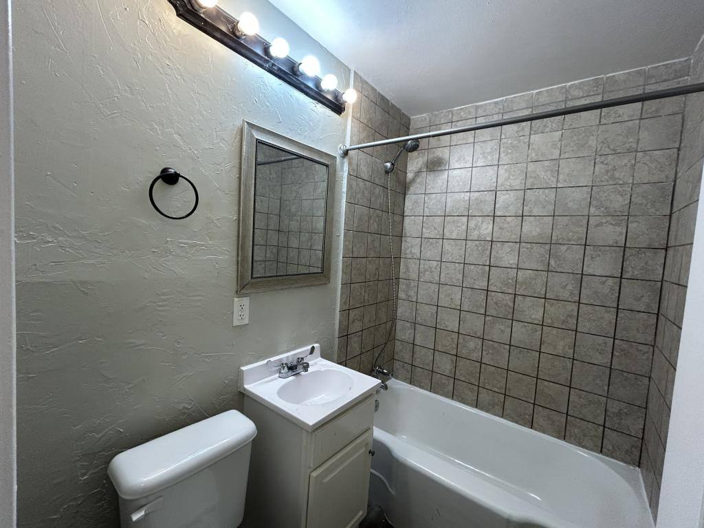House for rent at 508 N Lefors St, Pampa, TX 79065