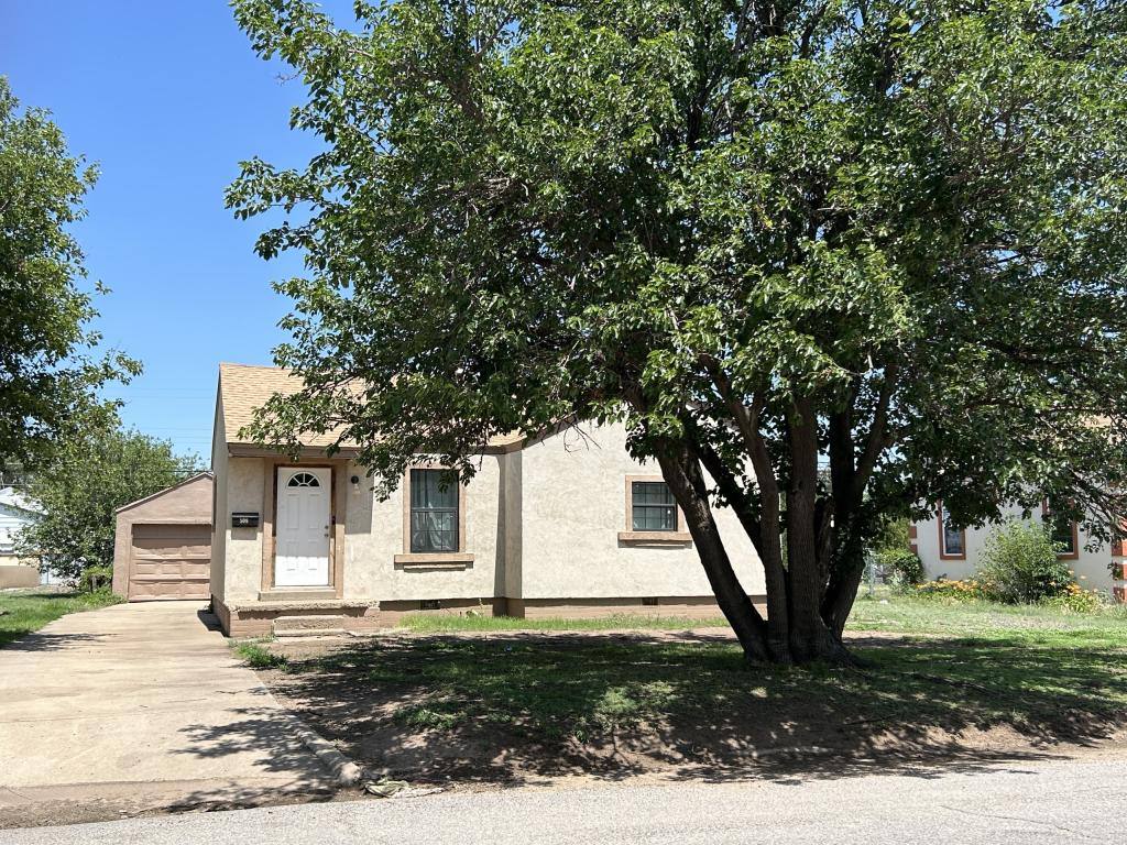House for rent at 508 N Lefors St, Pampa, TX 79065