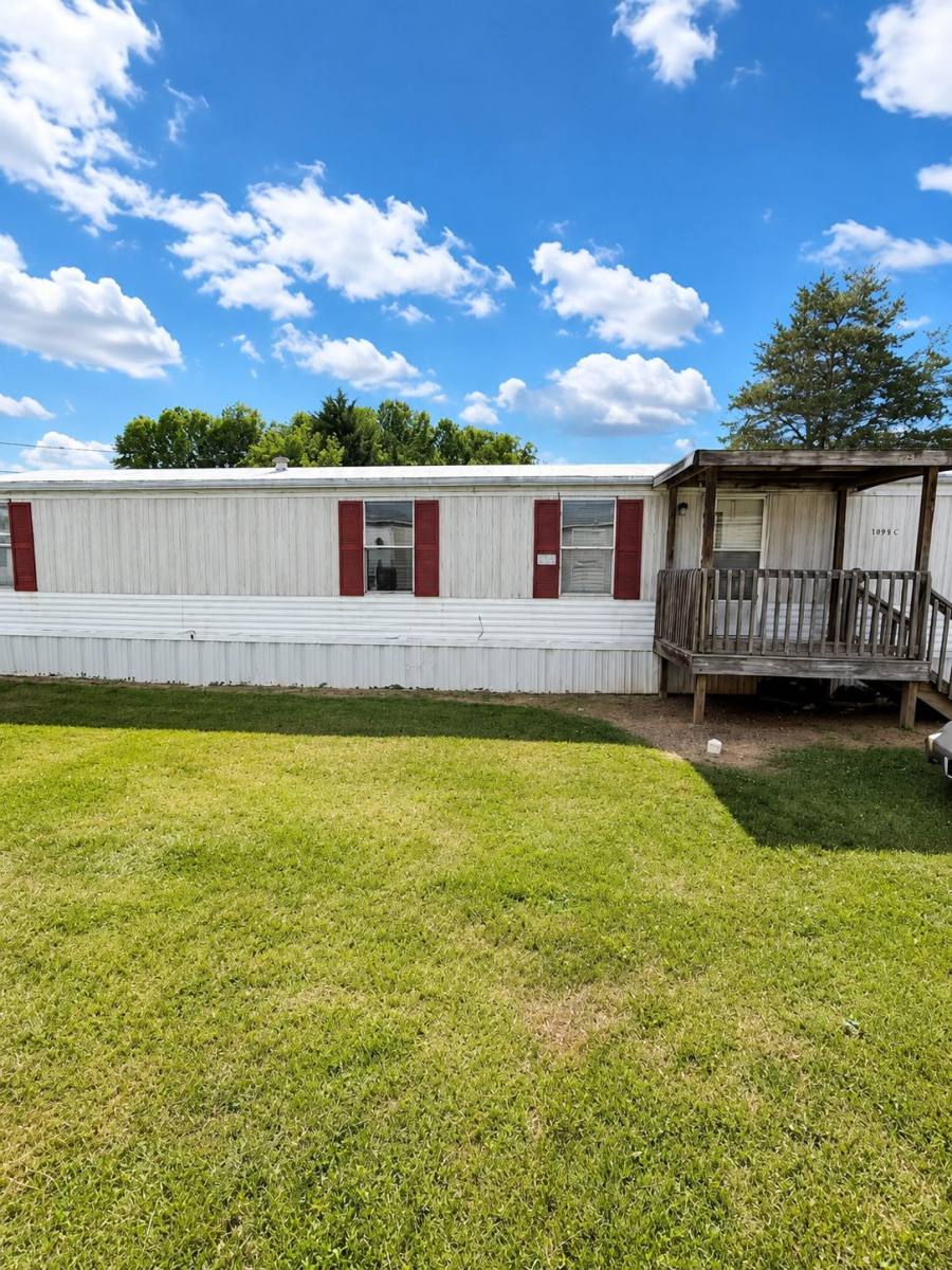 House for rent at 1003 Elm St #C, Wilkesboro, NC 28697