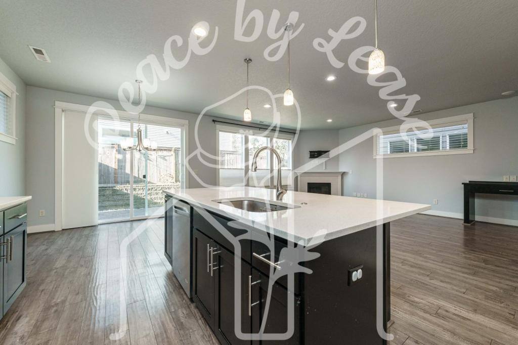 House for rent at 2573 SW McKenna Place, Beaverton, OR 97003