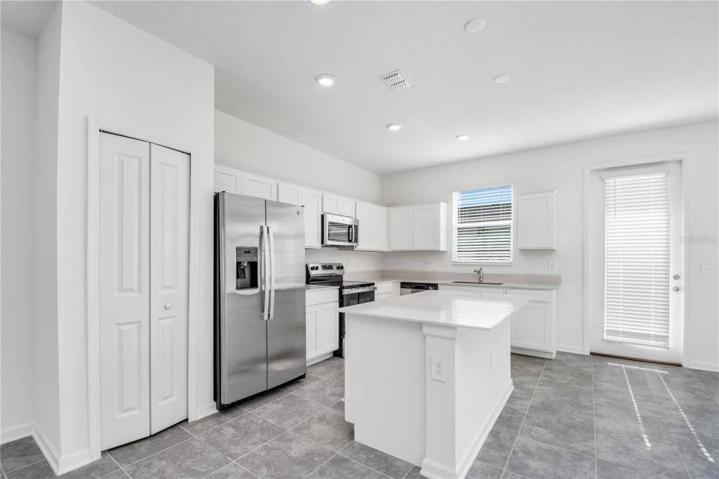 Townhouse for rent at 401 Bogey Dr, Davenport, FL 33896