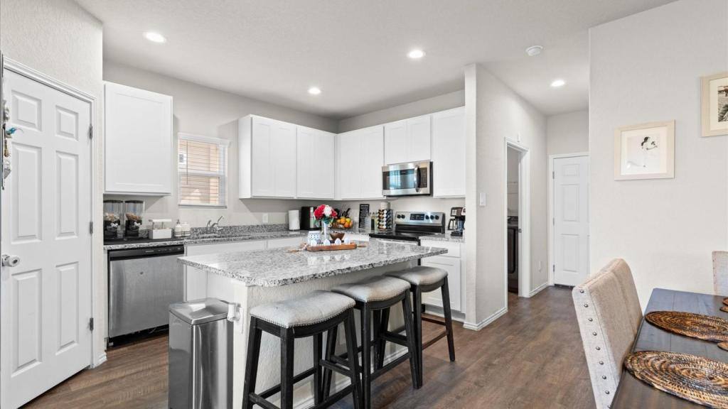 House for rent at 10431 Lateleaf Oak, San Antonio, TX 78223