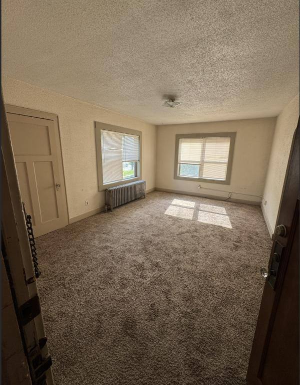 Apartment for rent at 2813 Cottage Grove Ave, Des Moines, IA 50311
