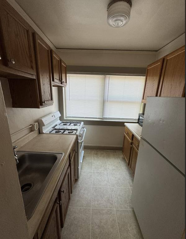 Apartment for rent at 2813 Cottage Grove Ave, Des Moines, IA 50311