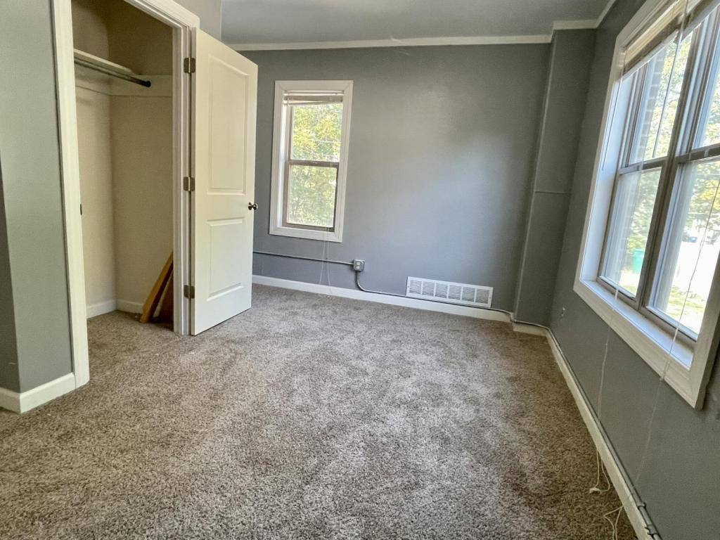Apartment for rent at 2813 Cottage Grove Ave #2, Des Moines, IA 50311