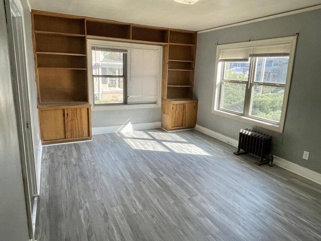 Apartment for rent at 2813 Cottage Grove Ave #2, Des Moines, IA 50311