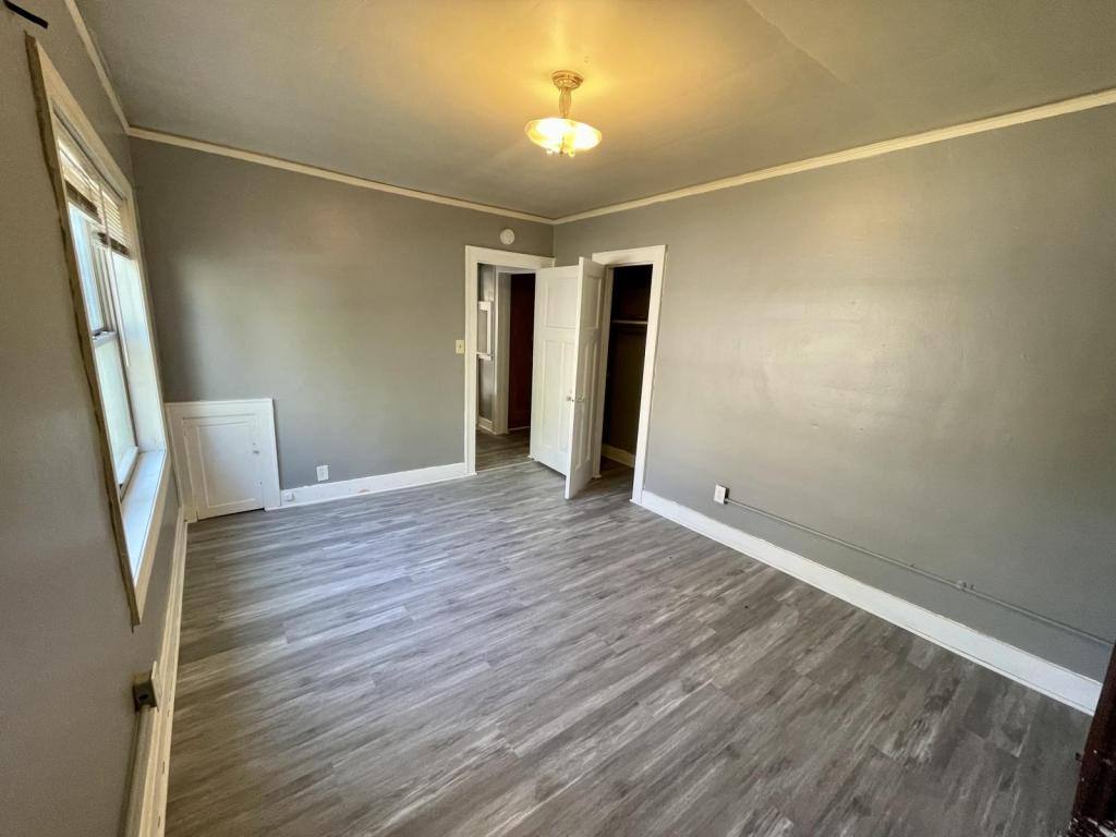 Apartment for rent at 2813 Cottage Grove Ave #2, Des Moines, IA 50311