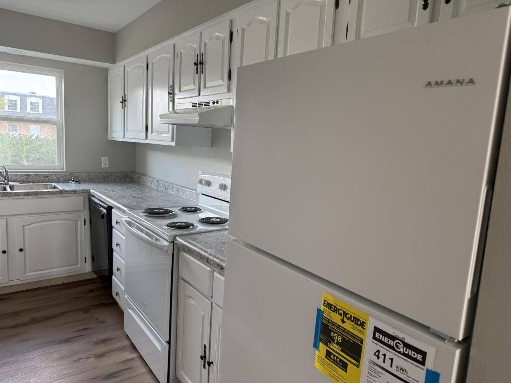 Townhouse for rent at 600 Pine St, Sikeston, MO 63801