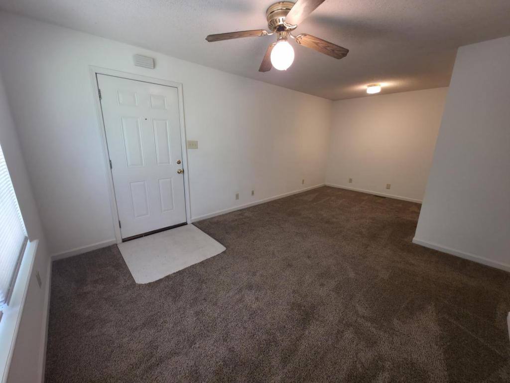 Apartment for rent at 208 Beech St, Clarksville, TN 37042