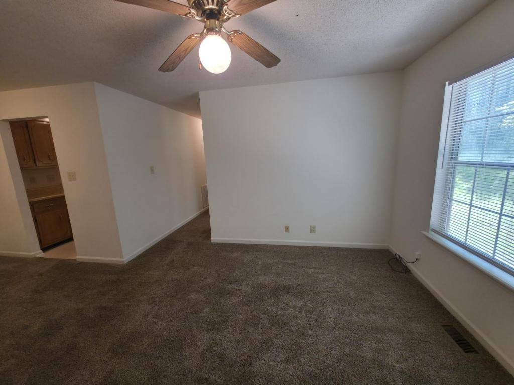 Apartment for rent at 208 Beech St, Clarksville, TN 37042