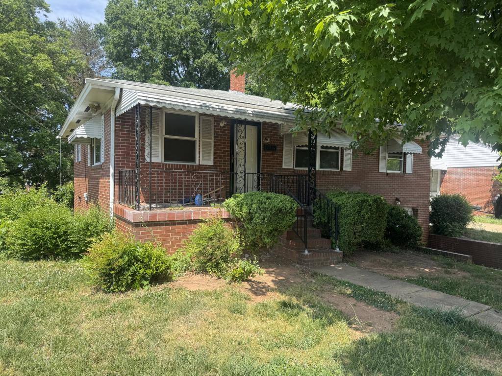 House for rent at 461 W Twenty-Sixth St, Winston Salem, NC 27105