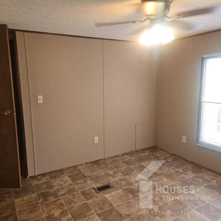 House for rent at 315 Old Dunham Bridge Rd, Greenville, SC 29611
