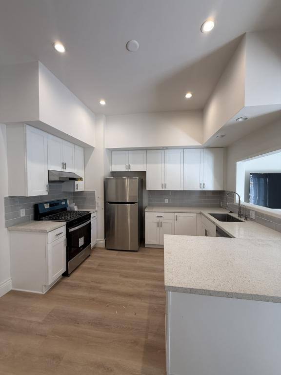 House for rent at 922 Valencia St #A, San Francisco, CA 94110