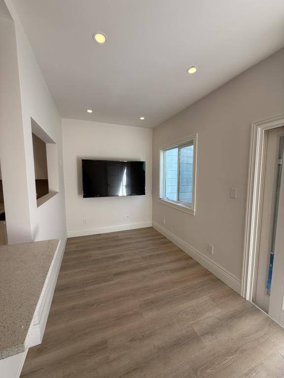 House for rent at 922 Valencia St #A, San Francisco, CA 94110