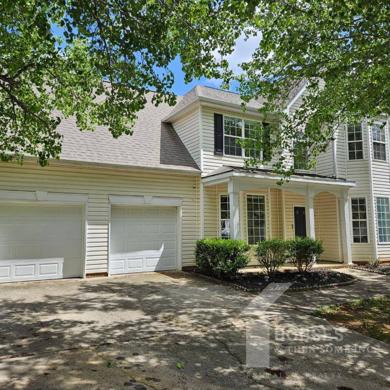 House for rent at 210 Stapleford Park Dr, Greenville, SC 29607