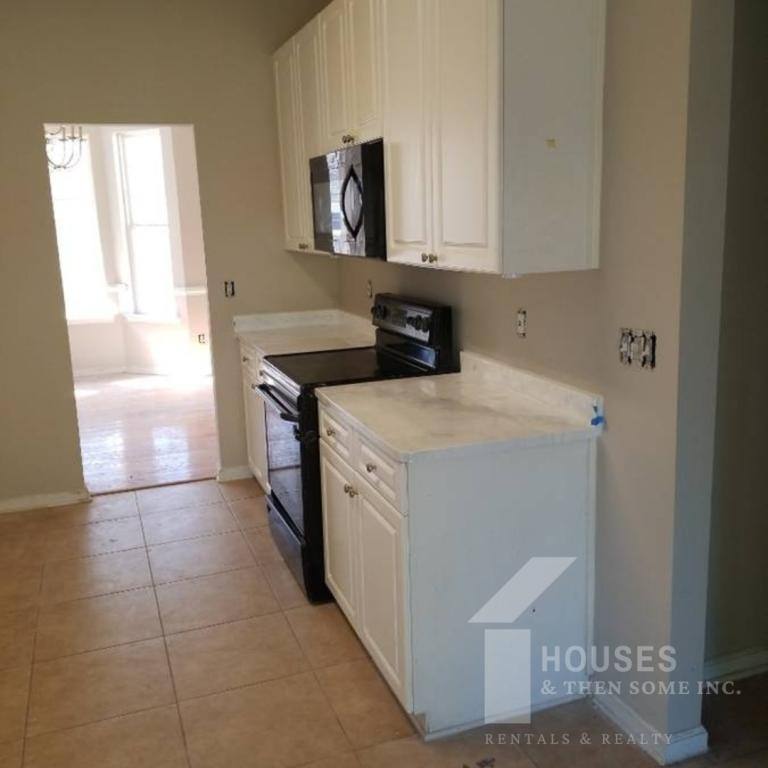 House for rent at 210 Stapleford Park Dr, Greenville, SC 29607
