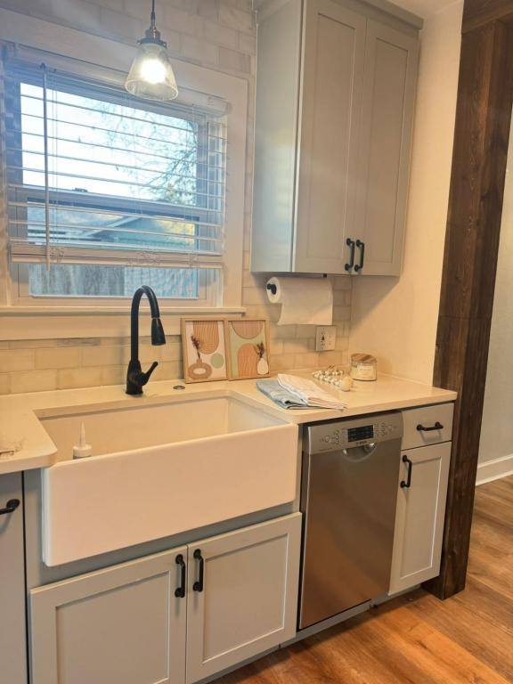 House for rent at 4133 3rd Ave N, Saint Petersburg, FL 33713