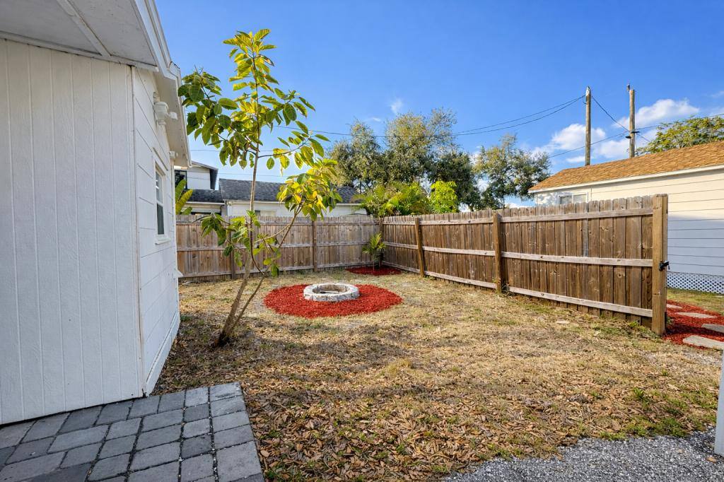 House for rent at 4133 3rd Ave N, Saint Petersburg, FL 33713