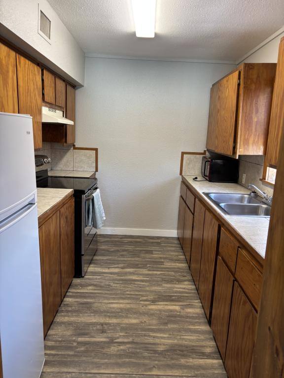 Apartment for rent at 339 S Whitney St, Aransas Pass, TX 78336