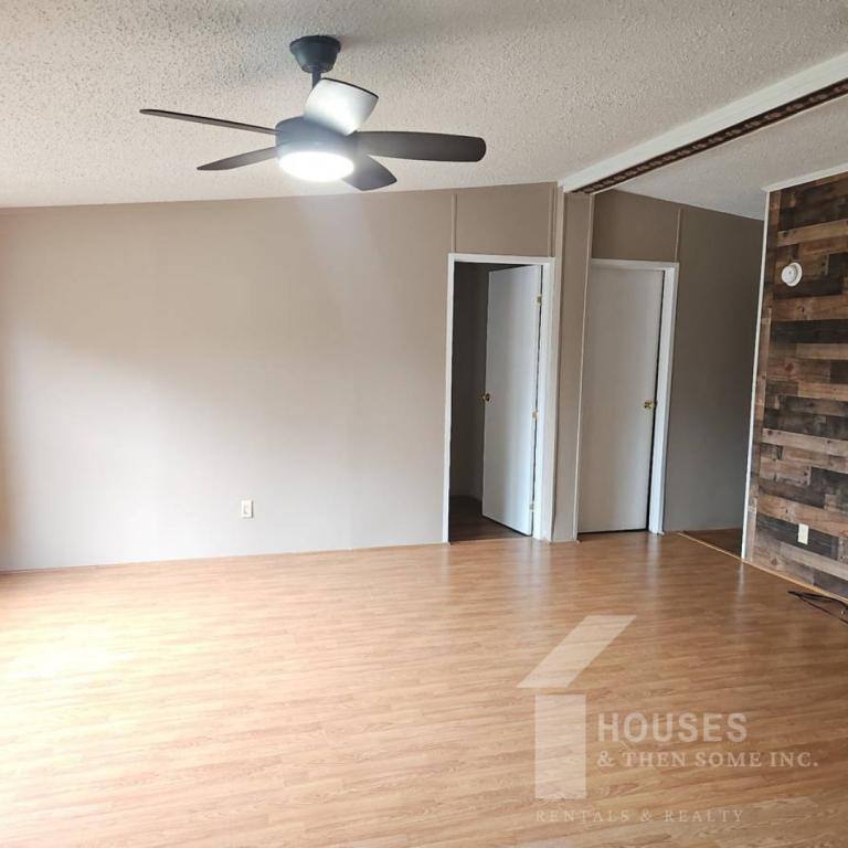 House for rent at 9 Gilreath St, Greenville, SC 29609