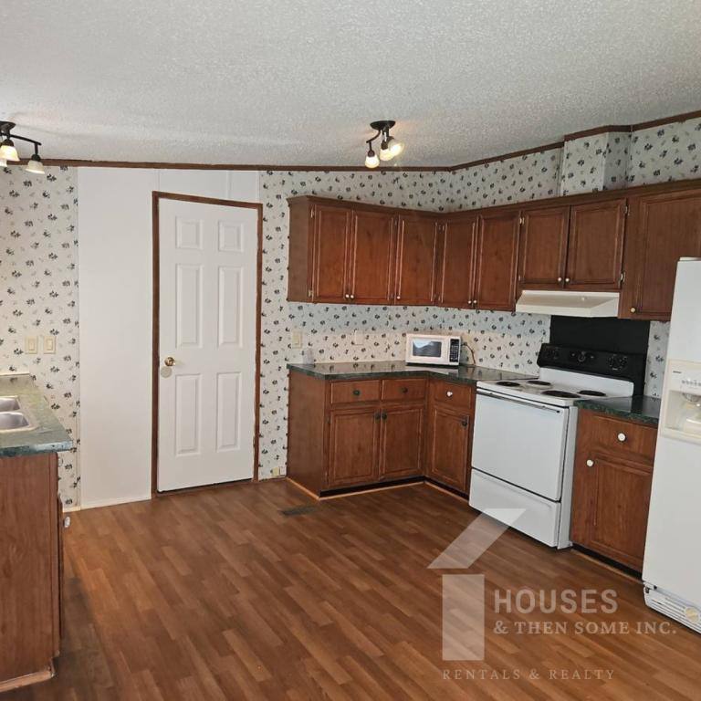 House for rent at 9 Gilreath St, Greenville, SC 29609