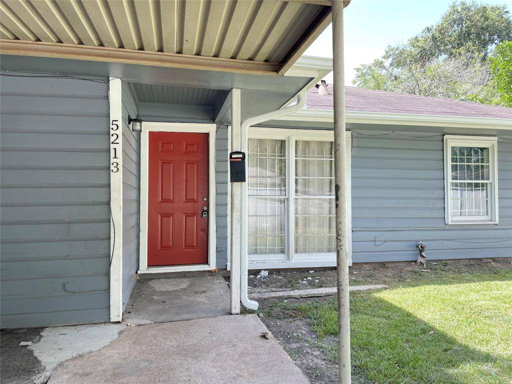 5213 Anzio Rd, Houston, TX 77033 - House for Rent