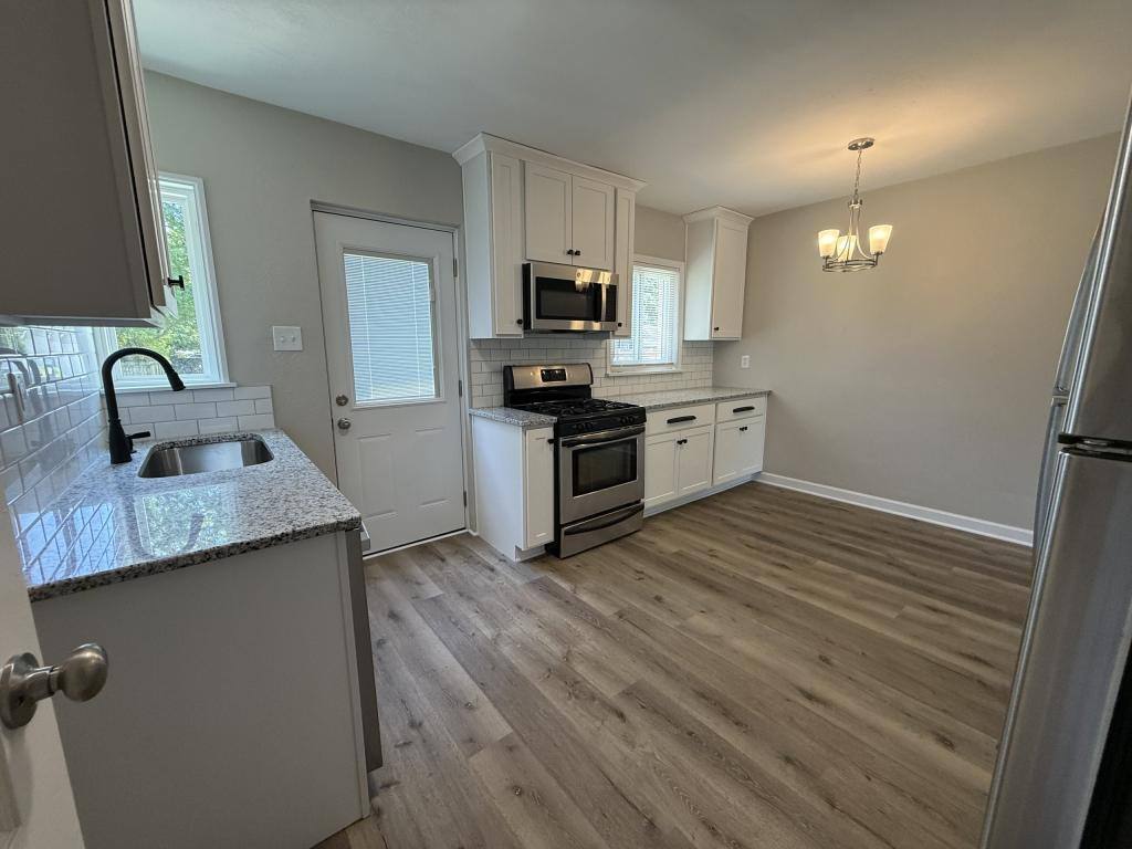 Apartment for rent at 417 Graham St, Jeffersonville, IN 47130