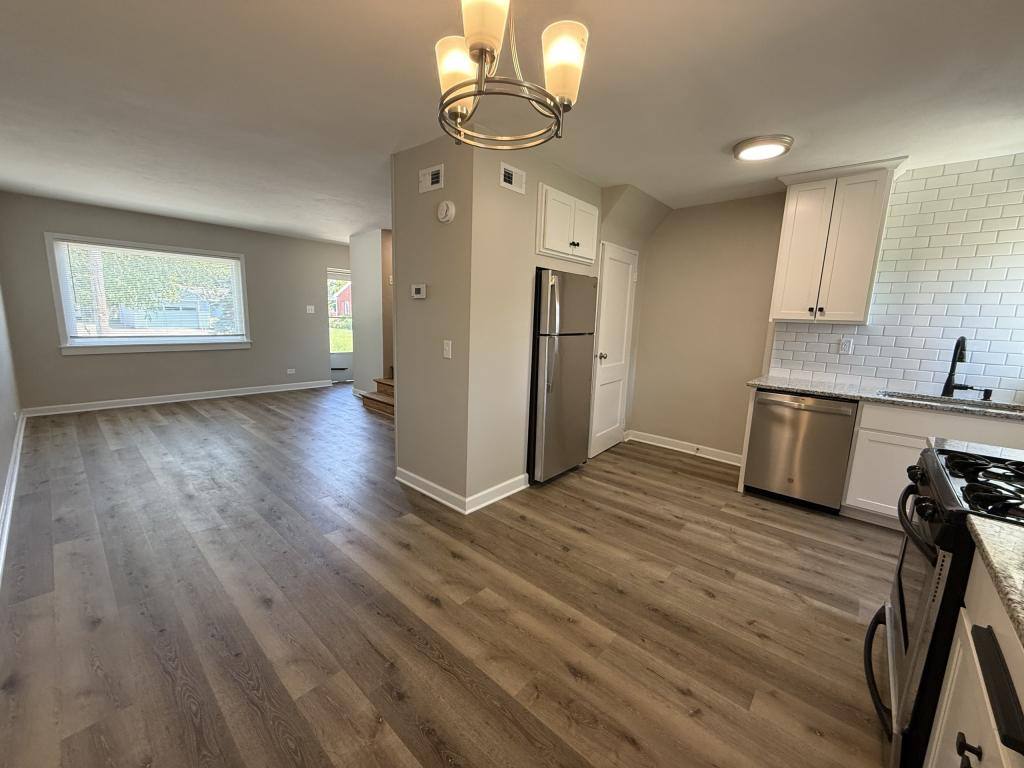 Apartment for rent at 417 Graham St, Jeffersonville, IN 47130