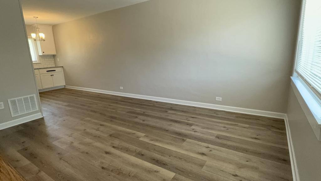 Apartment for rent at 417 Graham St, Jeffersonville, IN 47130