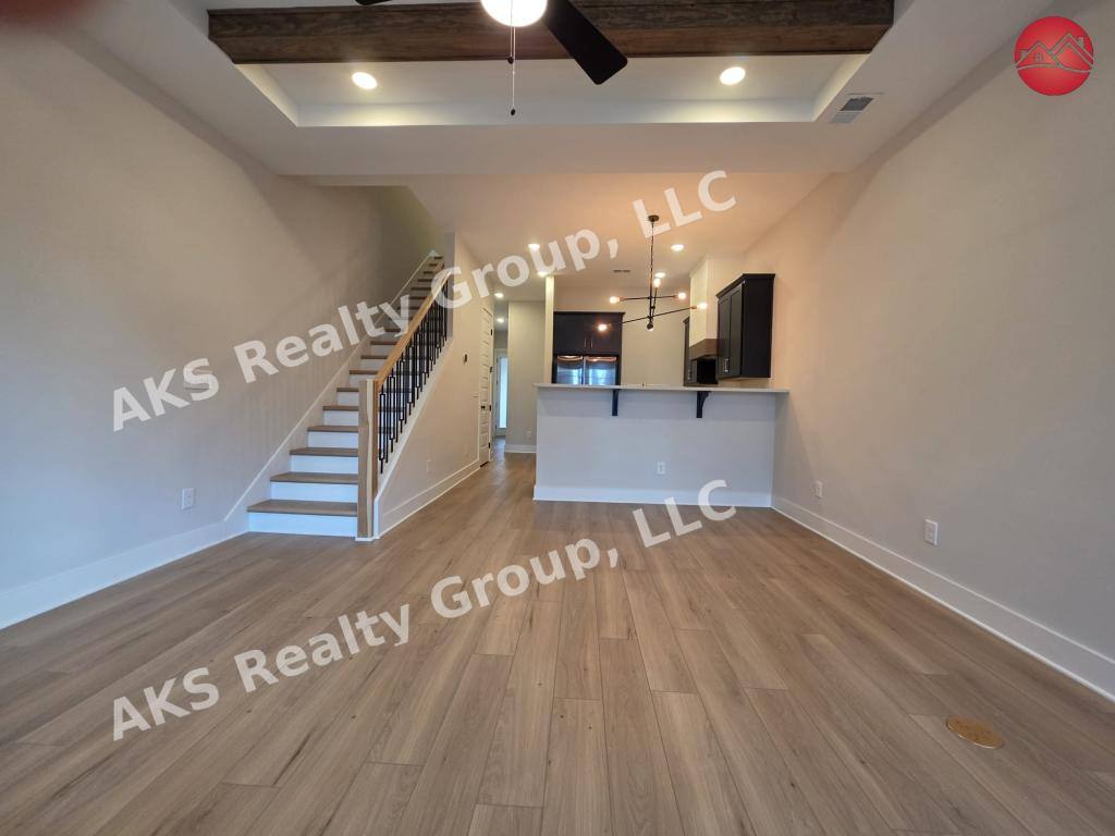 Townhouse for rent at 1164 Windsor Square, Birmingham, AL 35242