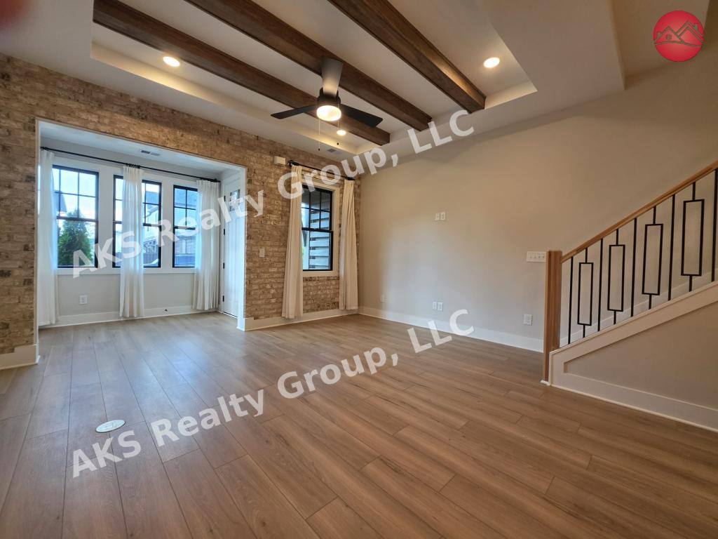 Townhouse for rent at 1164 Windsor Square, Birmingham, AL 35242