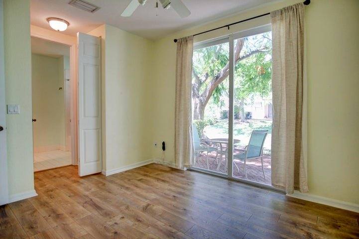Townhouse for rent at 1020 E Longport Circle #F2, Delray Beach, FL 33444