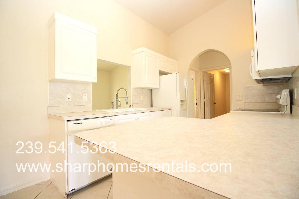 House for rent at 1816 SW 38th Terrace, Cape Coral, FL 33914