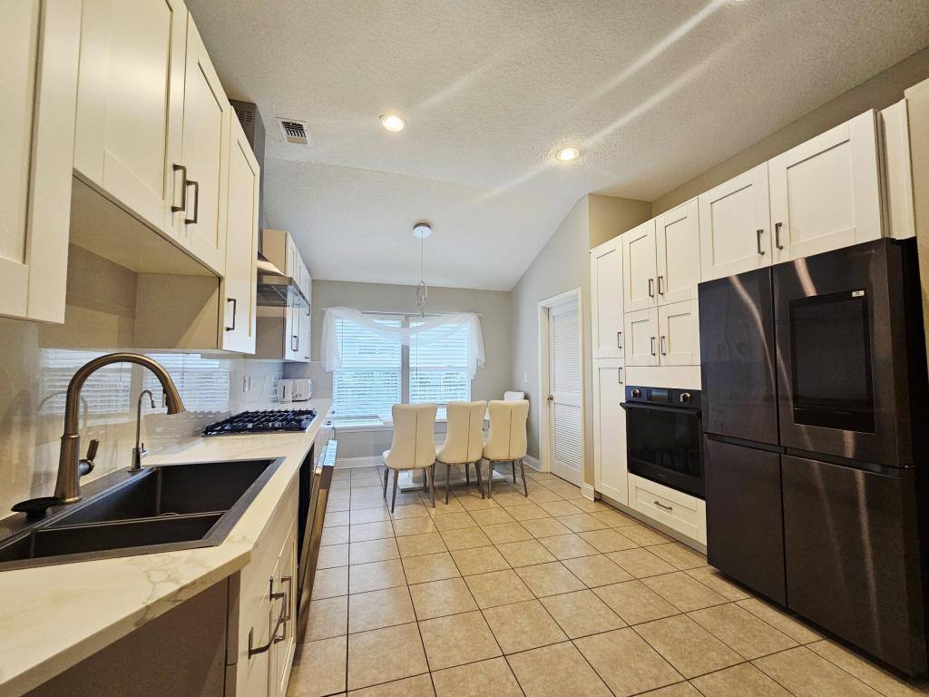 House for rent at 5891 Green Pond Dr, Jacksonville, FL 32258
