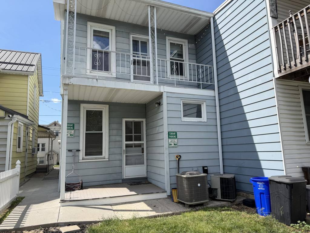 Apartment for rent at 754 State Rd, York, PA 17403