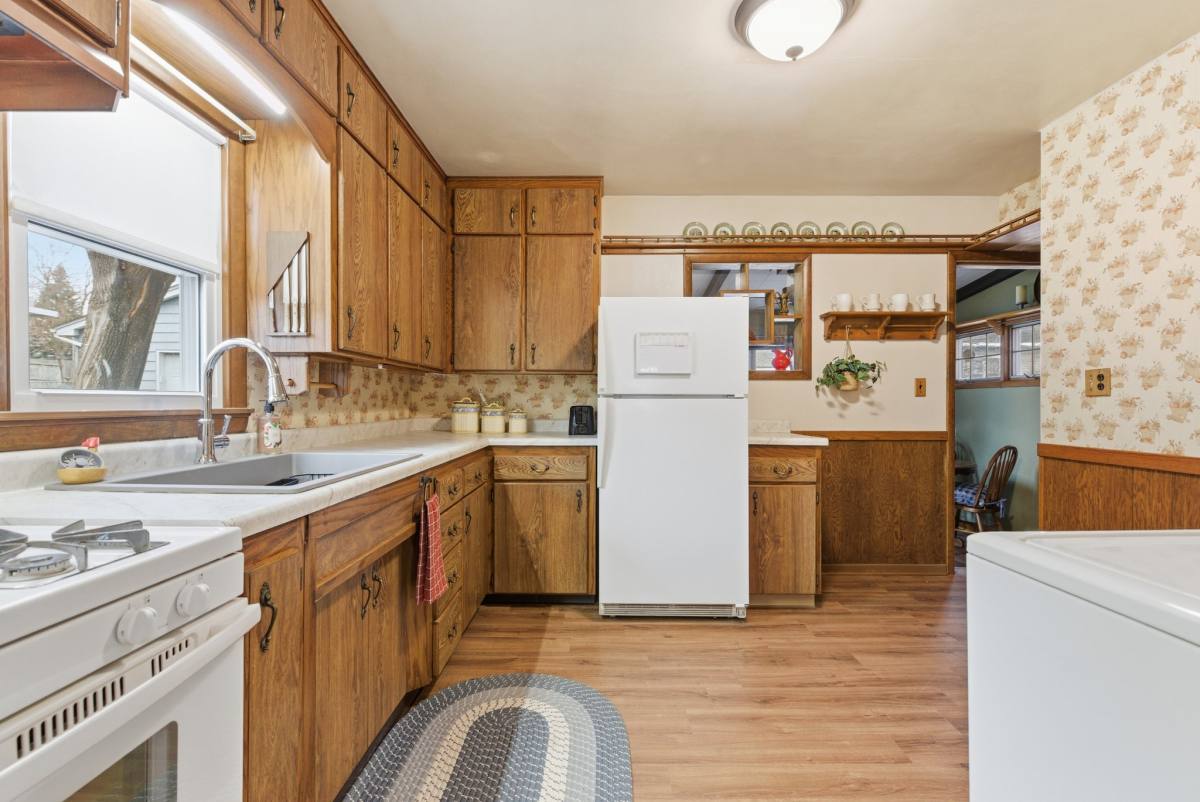 House for rent at 1144 Madison St, Cedar Falls, IA 50613
