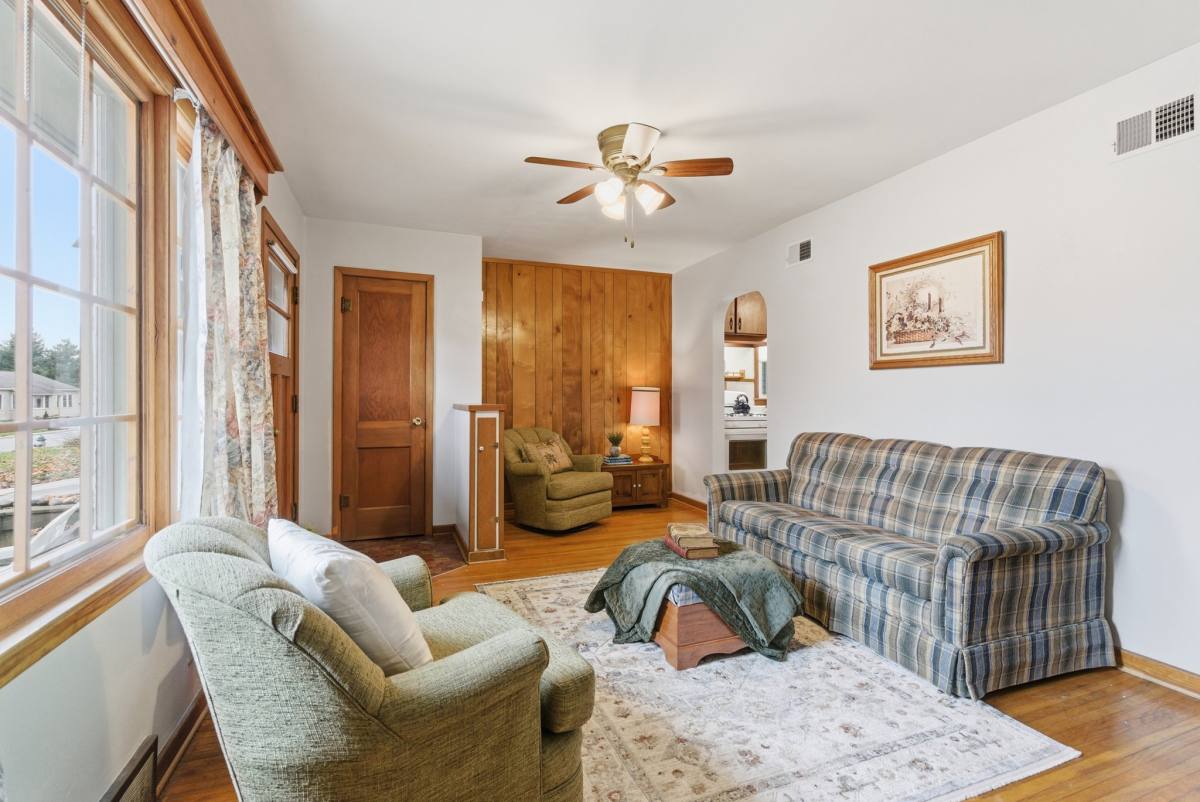 House for rent at 1144 Madison St, Cedar Falls, IA 50613