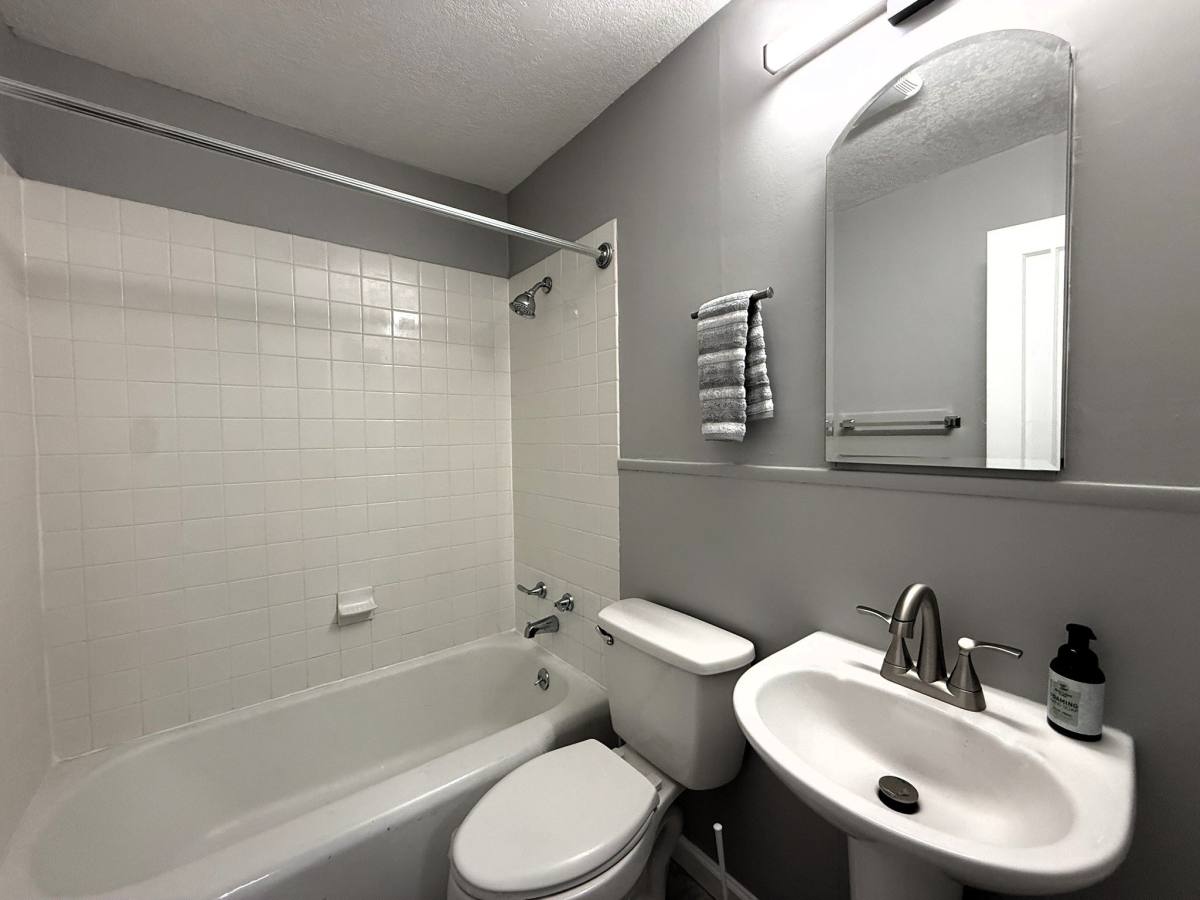 House for rent at 2037 S Laura, Wichita, KS 67211