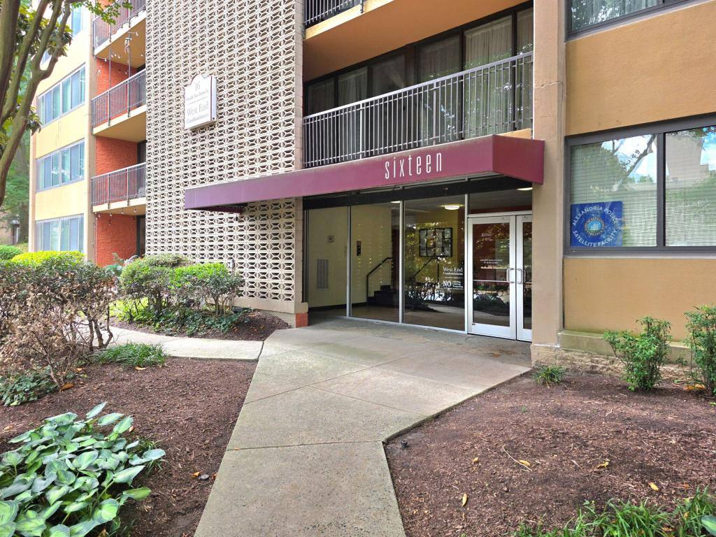 Condo for rent at 16 S Van Dorn St #101, Alexandria, VA 22304